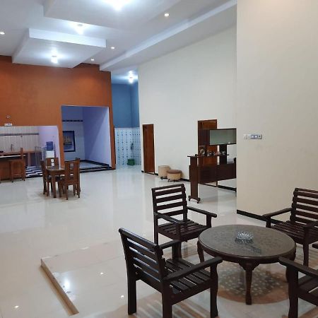 999 Khs 2 Homestay Gilimanuk Εξωτερικό φωτογραφία