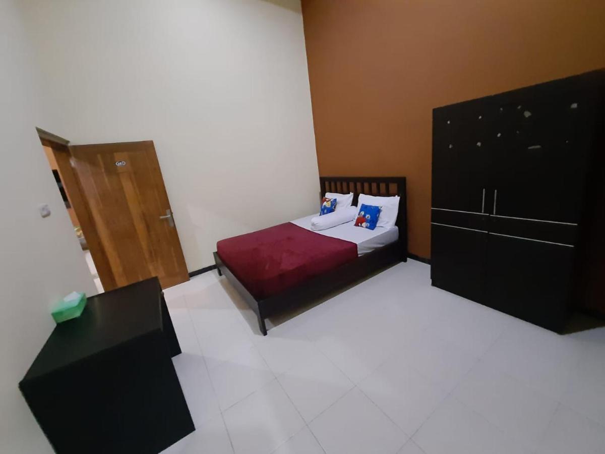 999 Khs 2 Homestay Gilimanuk Εξωτερικό φωτογραφία