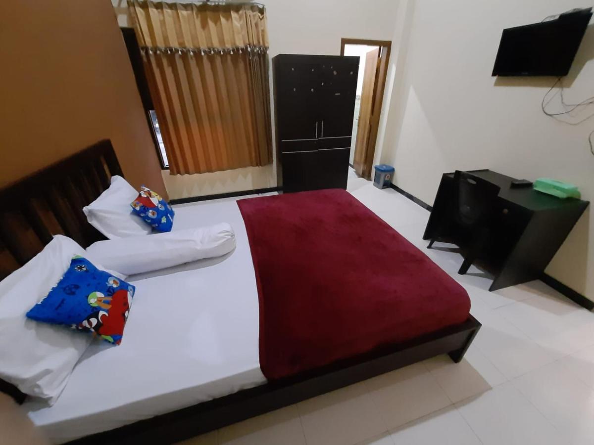 999 Khs 2 Homestay Gilimanuk Εξωτερικό φωτογραφία
