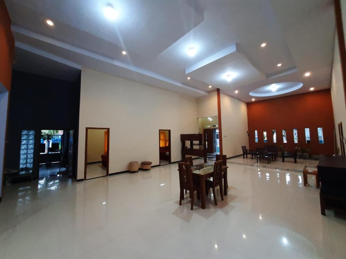 999 Khs 2 Homestay Gilimanuk Εξωτερικό φωτογραφία