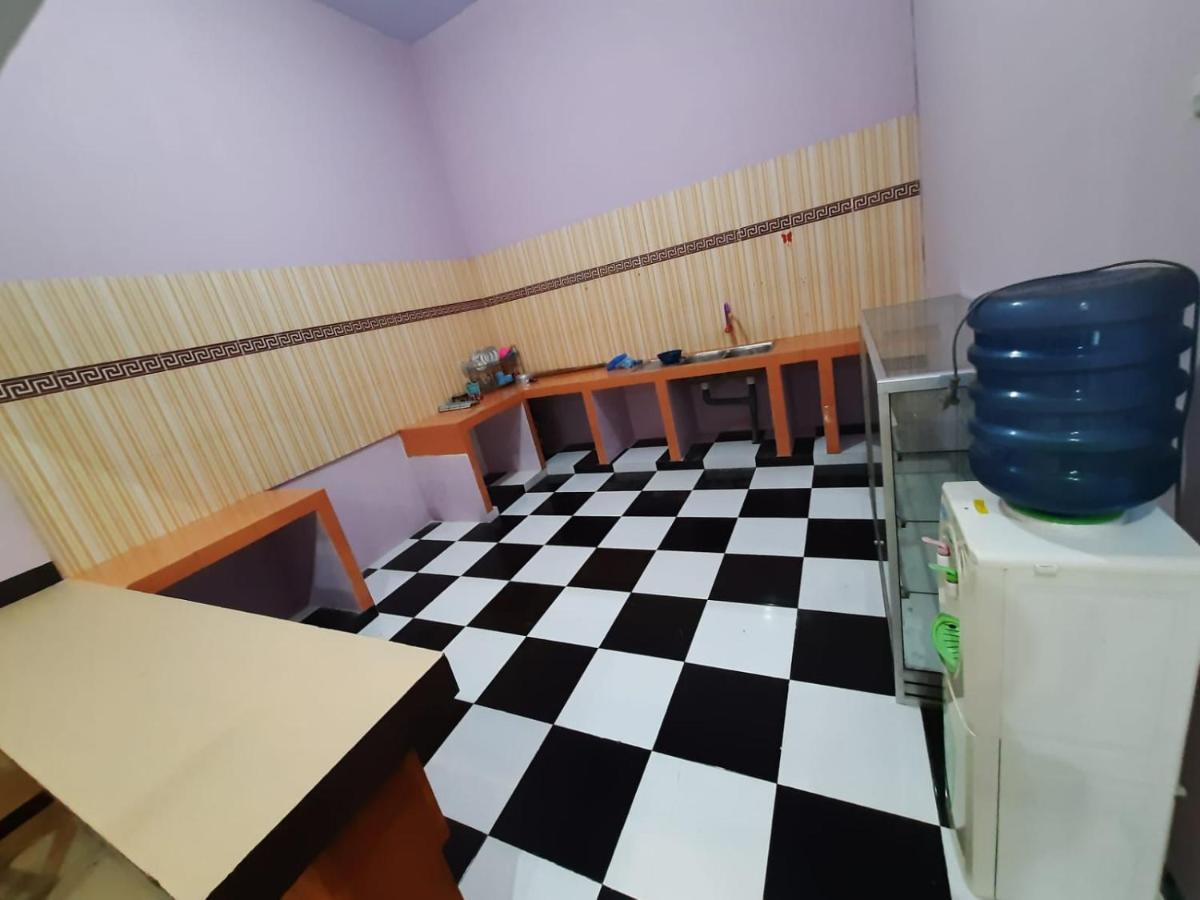 999 Khs 2 Homestay Gilimanuk Εξωτερικό φωτογραφία
