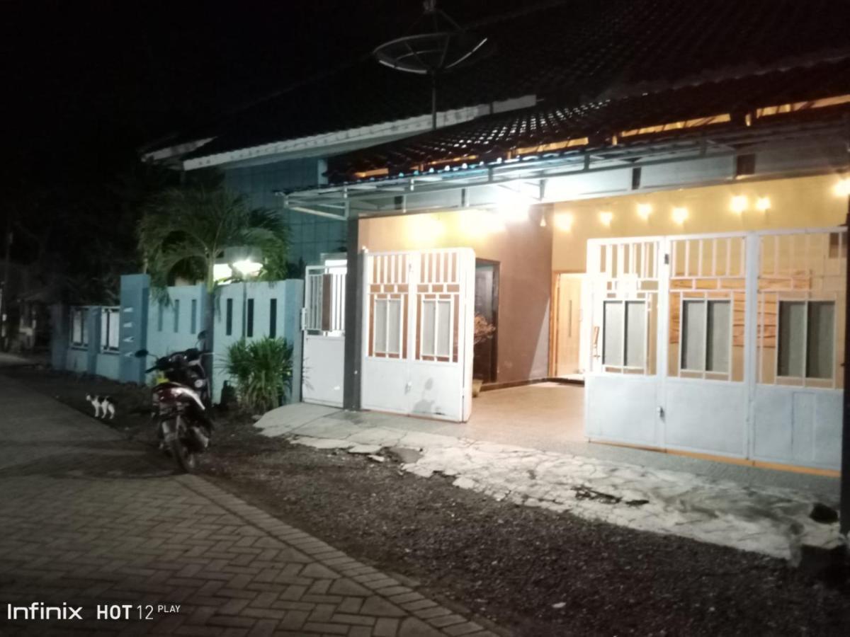 999 Khs 2 Homestay Gilimanuk Εξωτερικό φωτογραφία
