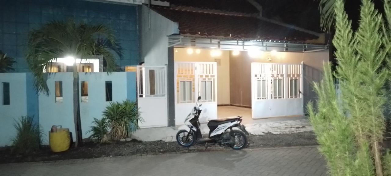999 Khs 2 Homestay Gilimanuk Εξωτερικό φωτογραφία